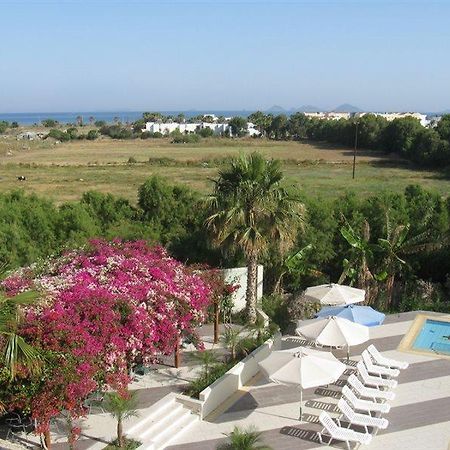 Athina Hotel Lambi  Екстериор снимка