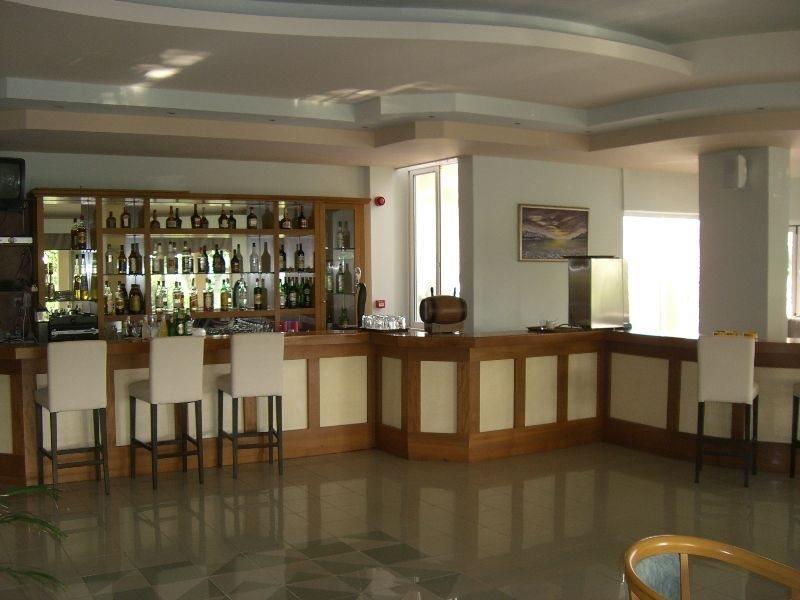 Athina Hotel Lambi  Екстериор снимка